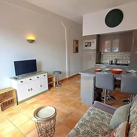 Resid'azur 2* サン・ジャン·ド・モン